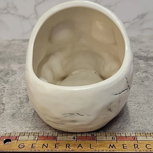 Ceramic Skull Candy Dish - Picture 7 of 12